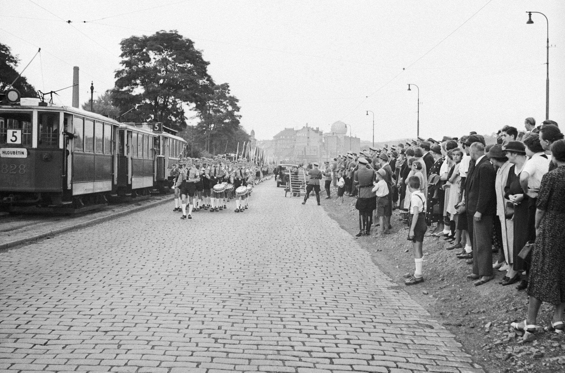 Karlín, Historie, Seriál, Tenkrát, Praha, Pražská čtvrť