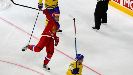 MS 2017, Rusko-Švédsko: Sergej Andronov slaví gól na 1:1