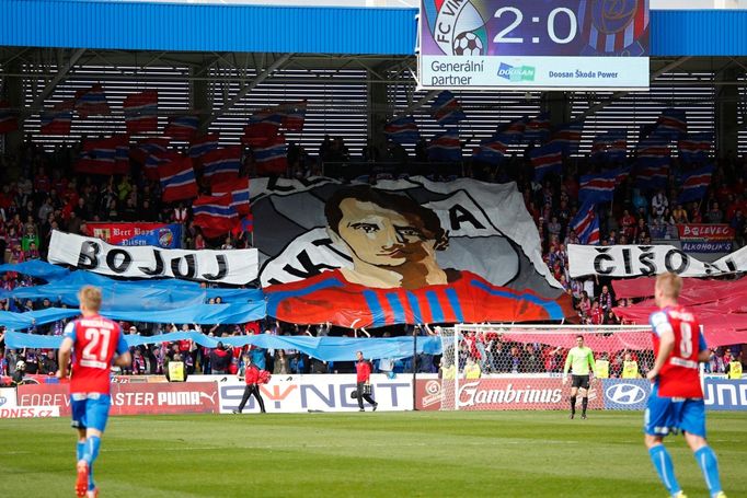 SL, Plzeň-Brno: choreo fanoušků Plzně - Marián Čišovský