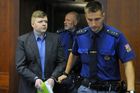 Kvůli podezřelým bitcoinům policie zadržela a obvinila Jiřikovského, píše Deník N