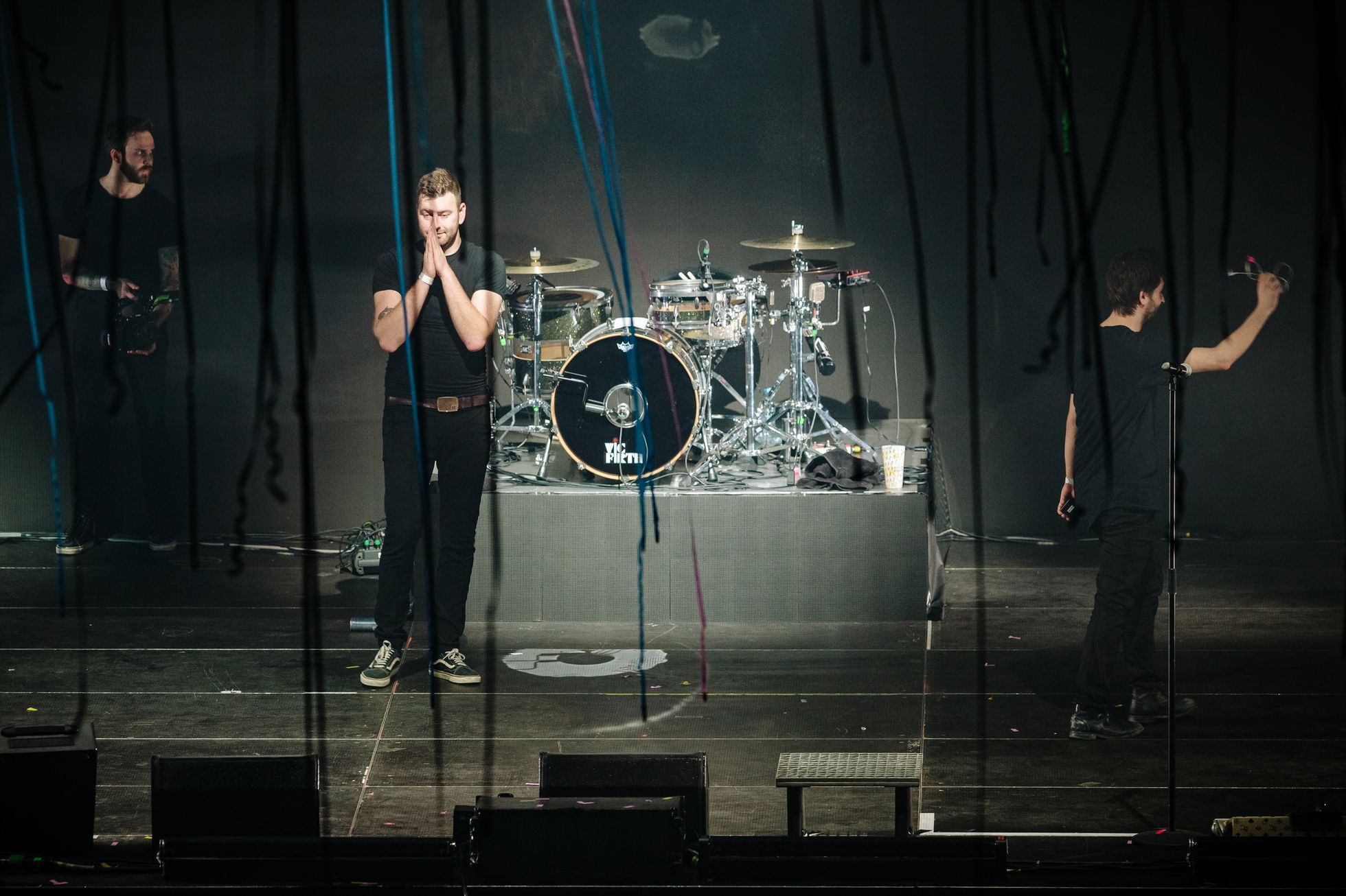 Mandrage: Dlouhej únor