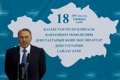 Strana kazažského prezidenta drtivě vyhrála volby. Získala 82 procent hlasů, ukazuje průzkum