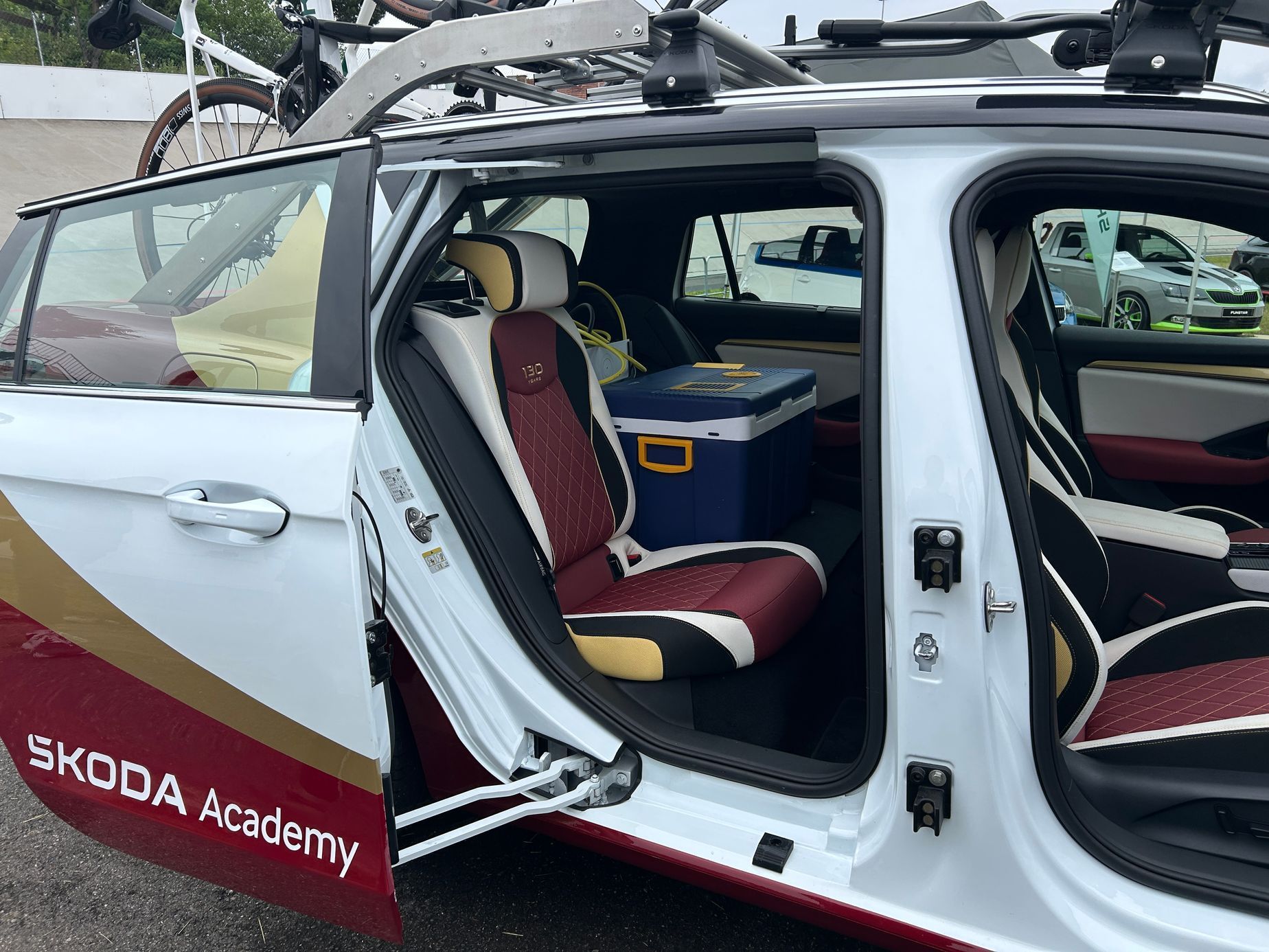Škoda L&K 130 studentské auto