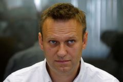 Opět novičok? Navalného mohl otrávit stejný jed jako Skripala, tvrdí němečtí lékaři