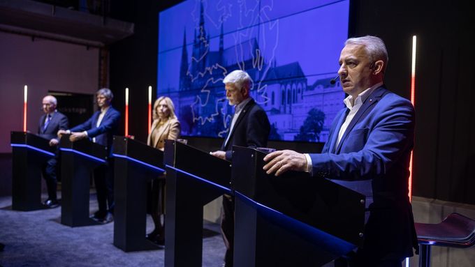 Předvolební debata prezidentských kandidátů ke Studentským volbám