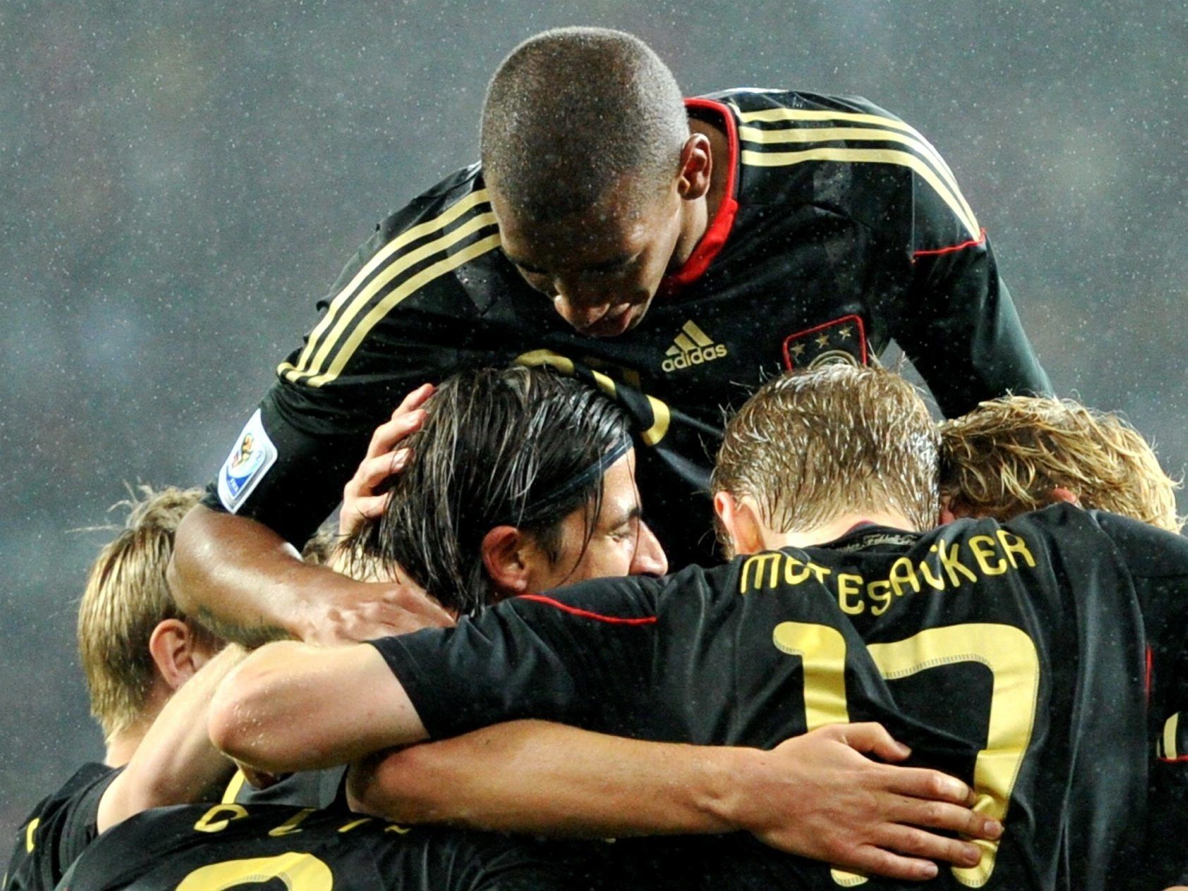 Německo fotbal MS 2010 radost Khedira