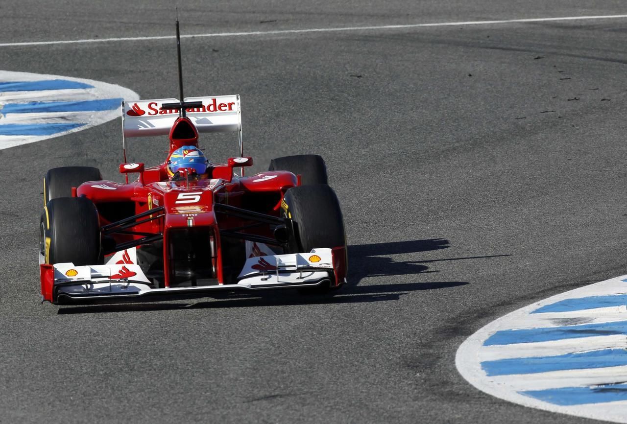 Testy v Jerezu: Alonso