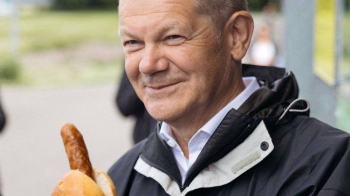 Scholz jako trucovitý wurst i řeči o mateřské školce. Proč se Kyjev zlobí na Německo; Zdroj foto: Twitter Olafa Scholze