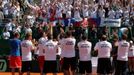 Čeští tenisté slaví postup do finále Davis Cupu 2012 po utkání Tomáše Berdycha s Atgentincem Carlosem Berlocqem.