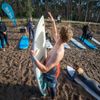 Surfaři místo na Bali trénují na českém rybníce