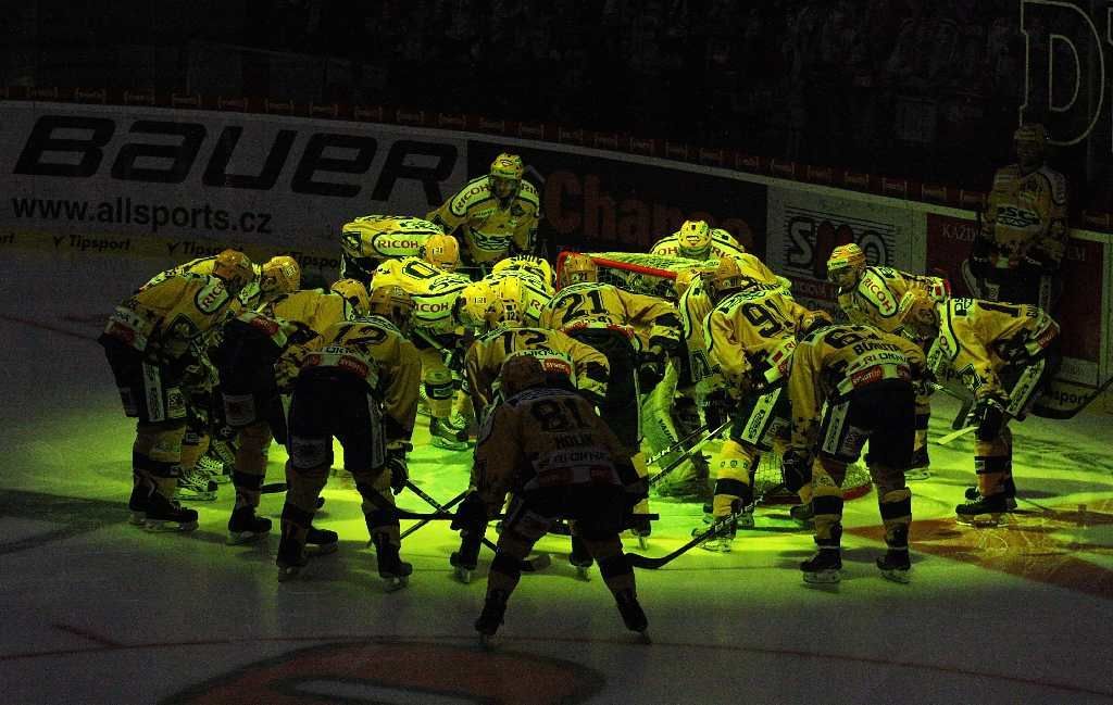 Zlín - Pardubice (první čtvrtfinále)