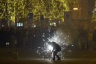 Novoroční veselí zkalily smrtelné nehody, desítky raněných pyrotechnikou i střelba v brněnském baru