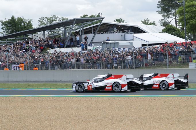 Fernando Alonso ve čtyřiadvacetihodinovce v Le Mans 2019