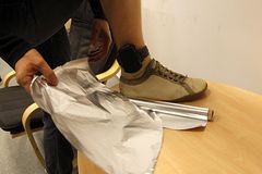 Méně vězňů za mřížemi a více doma, souhlasí poslanci