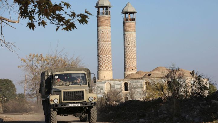 V Náhorním Karabachu opět sílí konflikt. Ázerbájdžán údajně zničil arménské cíle; Zdroj foto: Reuters