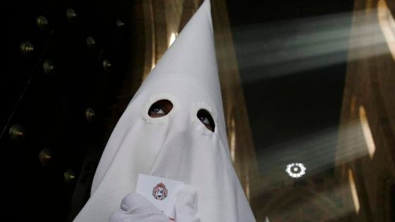 Mrazivý předobraz Velikonoc, Španělskem jdou přízraky v kápích