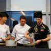 Velká cena Monaka formule 1, trénink (Jenson Button a Romain Grosjean)