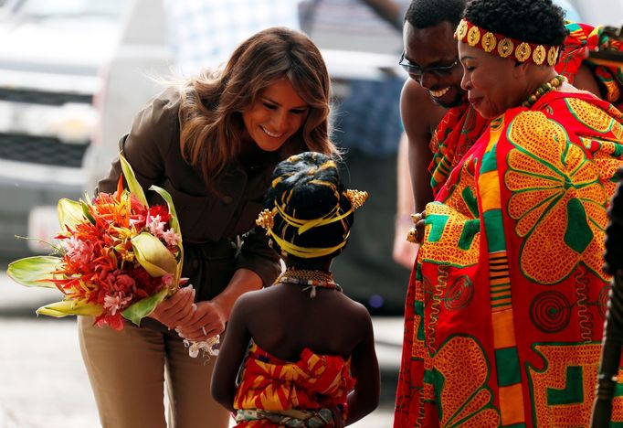 Melania Trumpová v ghanské metropoli Accra v rámci své pětidenní cesty po Africe