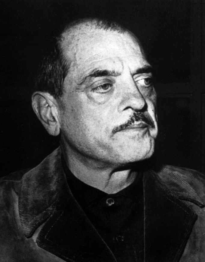 Luis Bunuel