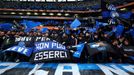 Fanoušci Bergama ve finále EL Atalanta Bergamo - Bayer Leverkusen.