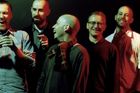 Mogwai a Infected Mushroom. Náhrada za Björk na Colours