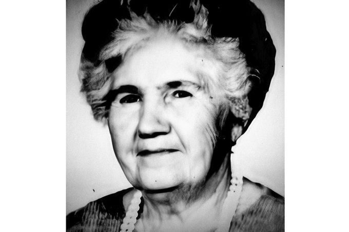 Terézia R., 88letá, byla zavražděna 6. října 1990 v domově důchodců v Bratislavě, první slovenská oběť Ondreje Riga