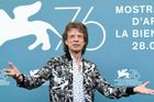 Benátský festival završil film s Jaggerem. Hraje dealera umění, který iniciuje krádež