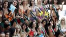 Finalistky soutěže Miss Earth během soustředění na Filipínách.