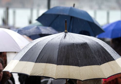 Počasí, déšť, deštník, ilustrační foto