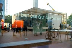 Pitomec Sobotka a fízl Babiš, nadával "prodejný" učitel ČVUT
