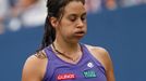 Francouzská tenistka Marion Bartoliová reaguje na ztrátu bodu ve čtvrtfinále US Open 2012 s Ruskou Mariou Šarapovovou.