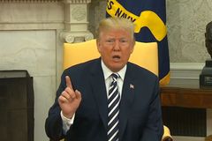Rozhodující hodiny. Přijde útok USA, nebo bezpodmínečná kapitulace Teheránu?