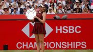 Amanda Anisimovová po porážce ve finále turnaje v Queen's Clubu