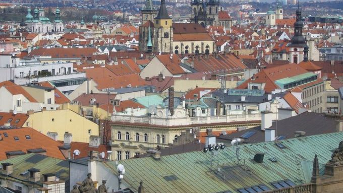 Praze se žije tak normálně. Svědčí o tom umístění v polovině žebříčku organizace Economist Intelligence.