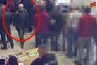 Z výstavy zmizel vzácný nůž z mamutího klu. Policie ukázala videozáznam