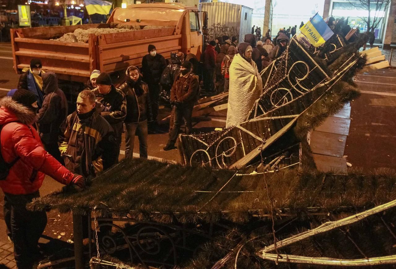 Ukrajina - demonstrace - Kyjev - EU - policie
