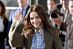 Odstartoval filmový festival v Cannes. De Niro dostane čestnou Zlatou palmu