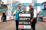10. března se totiž v ulicích Hongkongu odjel jubilejní 50. podnik tohoto seriálu. První Grand Prix Formule E se shodou okolností jela také na území Číny, 13. září 2014 v Pekingu.