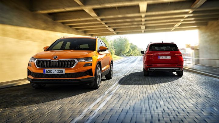 Karoq po faceliftu vstupuje na trh. Škoda vyřadila nepopulární verze, zdražila základ; Zdroj foto: Škoda Auto