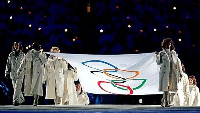 Olympijská vlajka.
