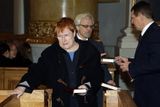 Vzpomínkové akce se účastnila také finská prezdientka Tarja Halonenová se svým manželem.