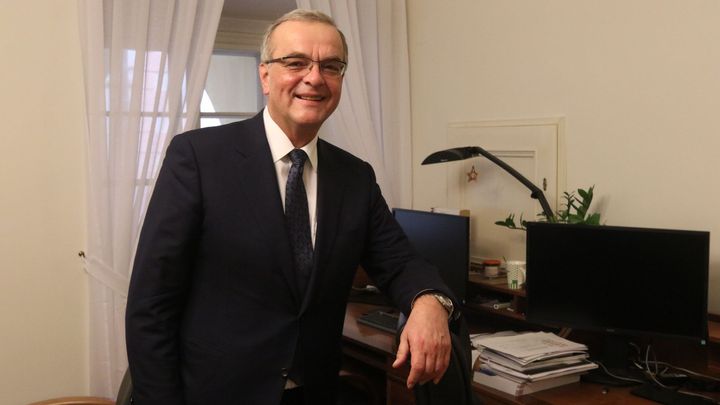 Ministr zdravotnictví Válek chce do správní rady VZP ex-ministra financí Kalouska; Zdroj foto: Radek Bartoníček