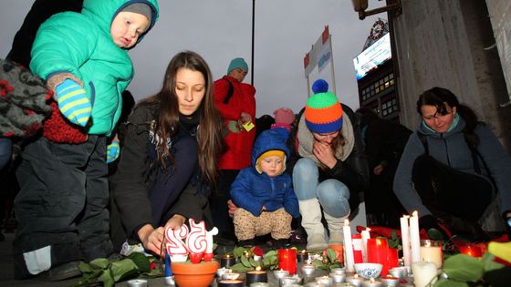 Foto: Den proti násilí na ženách si připomněly i rodičky z tuzemských porodnic