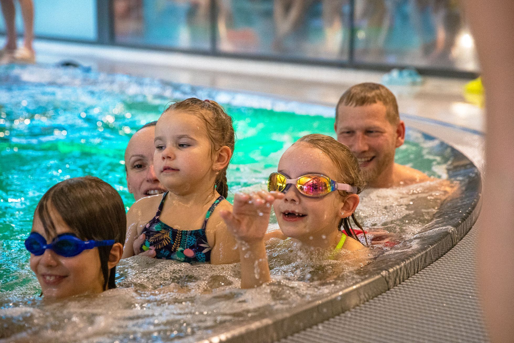 Vrchlabí - bazén, Aquacentrum Vrchlabí, a poloprázdná sjezdovka - Skiareál Kněžický vrch