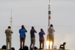 Pět minut ve stavu beztíže za čtvrt miliardy dolarů. Ruská raketa má létat s turisty od roku 2025