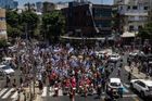 Tisíce Izraelců v ulicích žádá příměří, chce ho naprostá většina, uvedl prezident