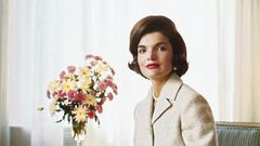Jacqueline Kennedyová Onassisová, Zahraničí