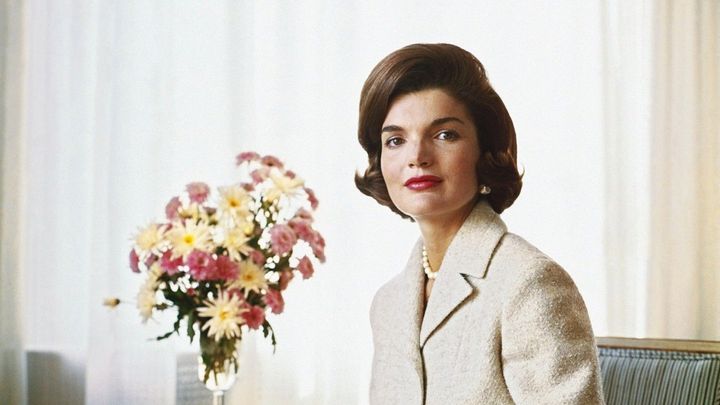 Američany milovaná Jackie O. Do Bílého domu vnesla eleganci, opouštěla ho jako vdova