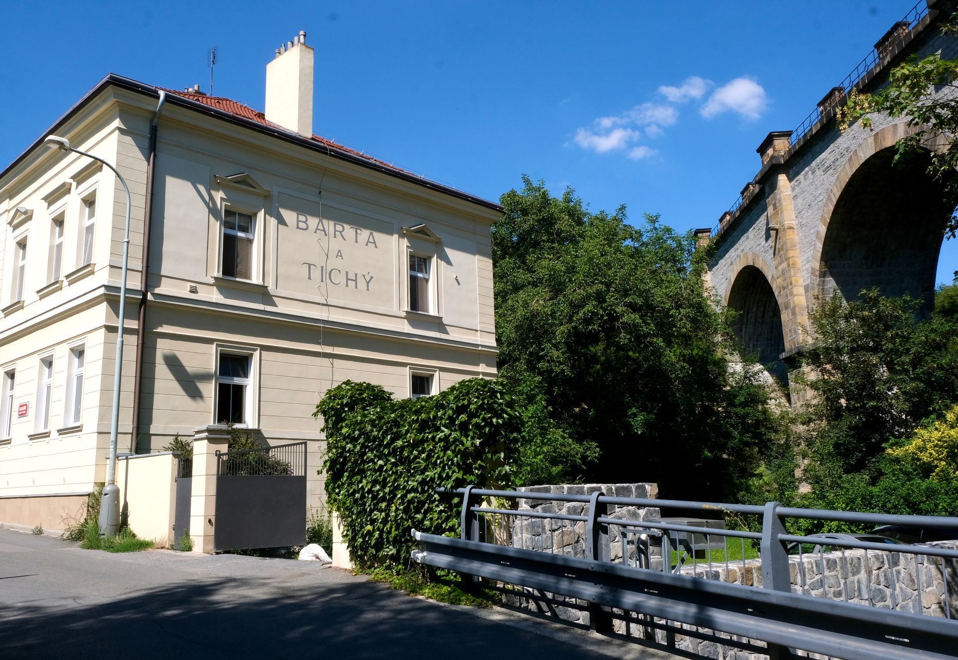 Hlubočepy - dětské hřiště