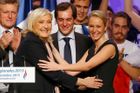 "Ta druhá" Le Penová. Neteř vůdkyně francouzské krajní pravice se hlásí o slovo, teta je proti